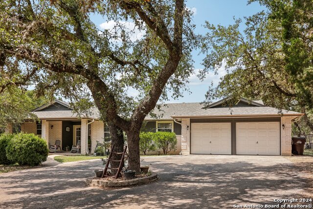 Details for 9213 Shady Meadow Dr, Boerne, TX 78006