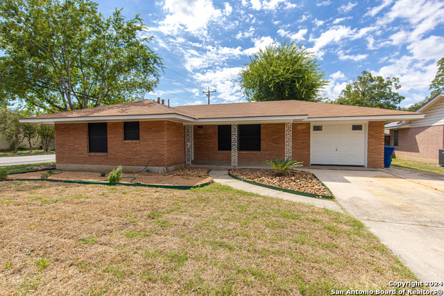 Details for 4942 Stoneleigh Dr, San Antonio, TX 78220