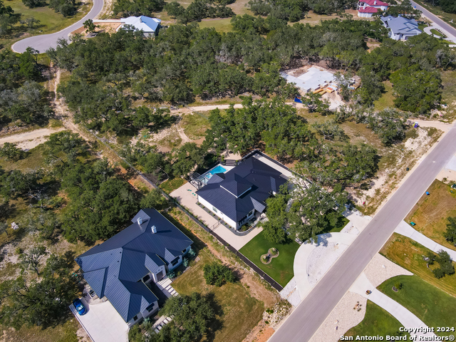 Image 16 of 98 For 958 Maximino Ridge Rd