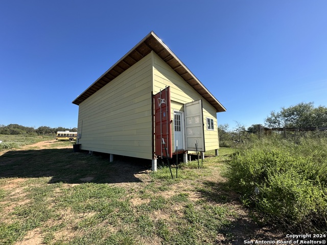 Image 8 of 18 For 1366 County Road 467