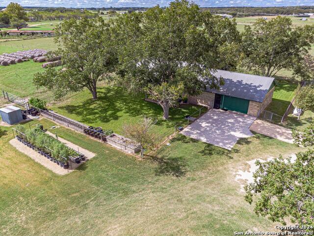 Details for 2034 County Road 342, La Vernia, TX 78121