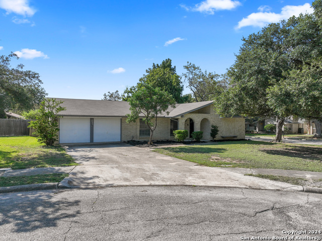 Details for 103 Malaga Cir, Universal City, TX 78148