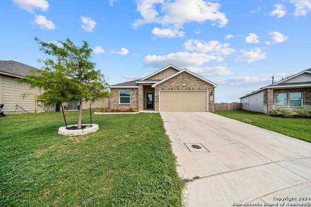 Details for 105 Olympic Cv, Seguin, TX 78155