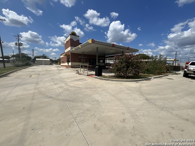 Details for 213 Sh 123  , Karnes City, TX 78118