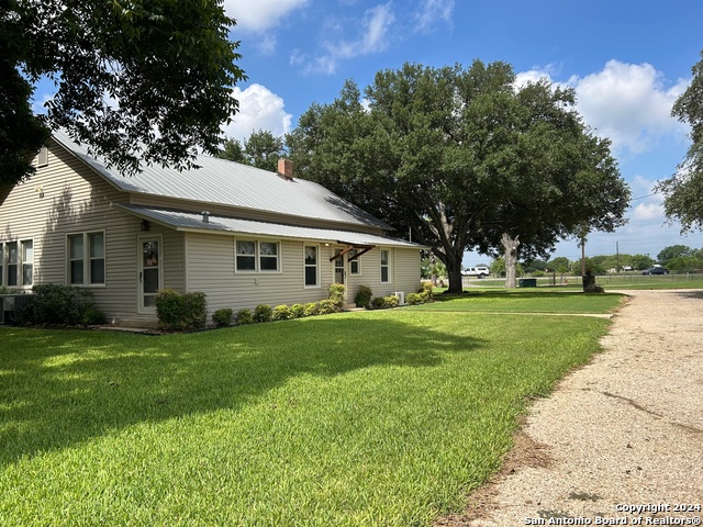 Image 1 of 14 For 11170 Loop 1604 S W