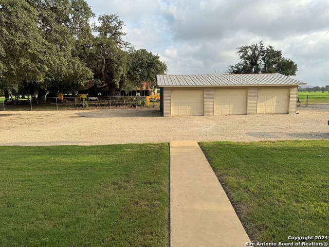 Image 14 of 14 For 11170 Loop 1604 S W