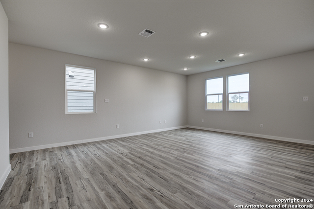 Image 6 of 30 For 2543 Rambo Drive