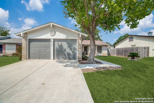 Details for 7610 Pipers Hl, San Antonio, TX 78251