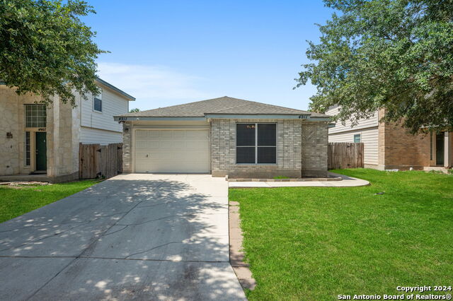 Image 2 of 26 For 4911 Brazoswood