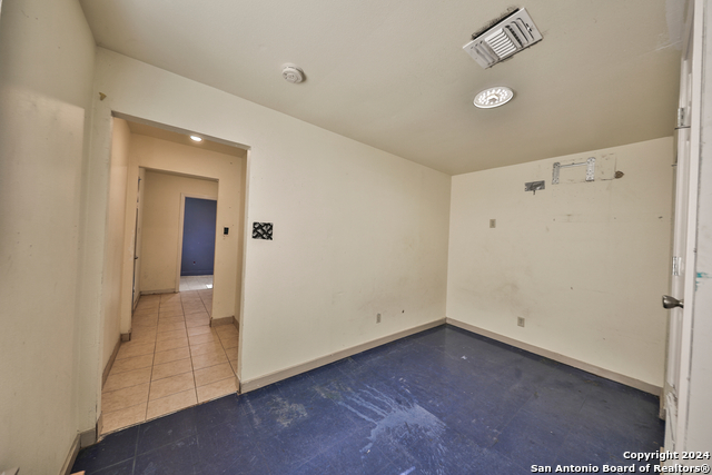 Image 28 of 40 For 406 Gardina St