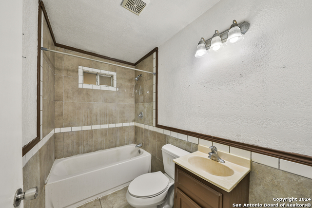 Image 6 of 40 For 406 Gardina St