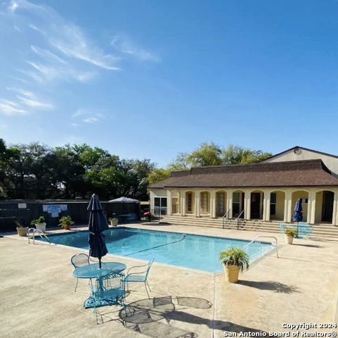 Details for 8702 Village Dr  812, San Antonio, TX 78217