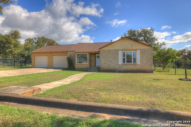 Details for 800 Bishop N, San Marcos, TX 78666