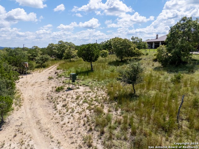 Image 86 of 110 For 861 Medina Springs