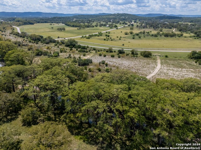 Image 98 of 110 For 861 Medina Springs