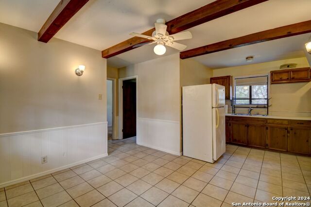 Listing photo id 36 for 125 Catalina Court