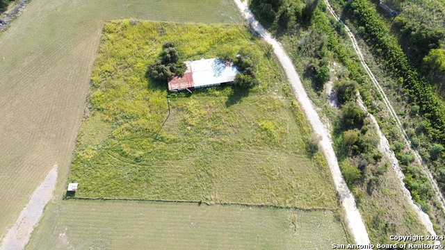 Listing photo id 8 for 123 Tanglewood Trail