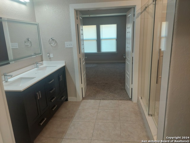 Listing photo id 14 for 10311 Rosalina Loop