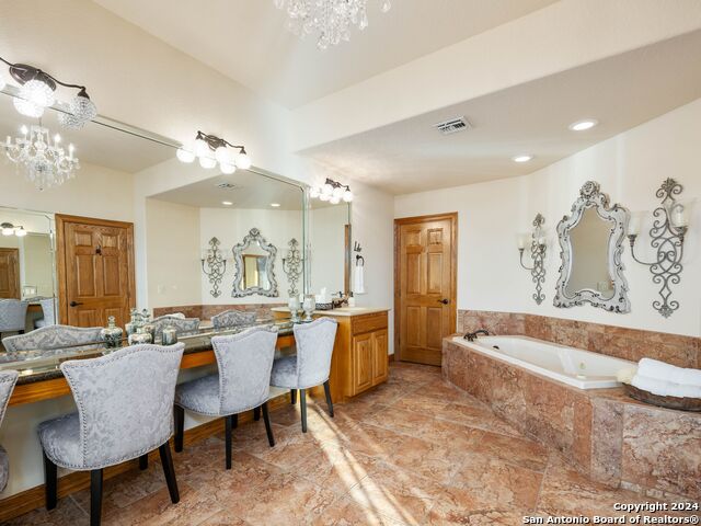 Listing photo id 31 for 169 Pr 1710