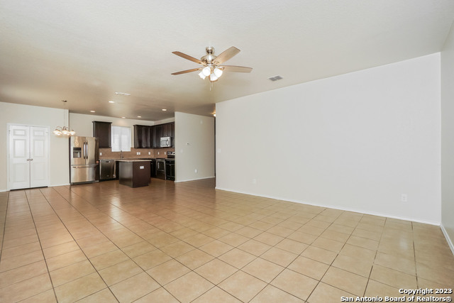 Image 6 of 17 For 11819 Dove Ranch