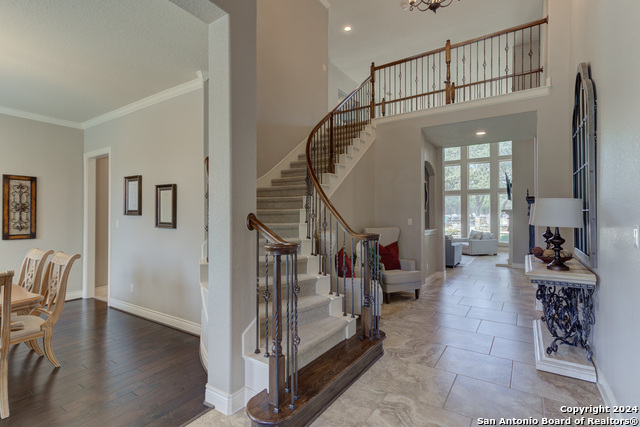 Listing photo id 3 for 2326 Haven Bluff Ct