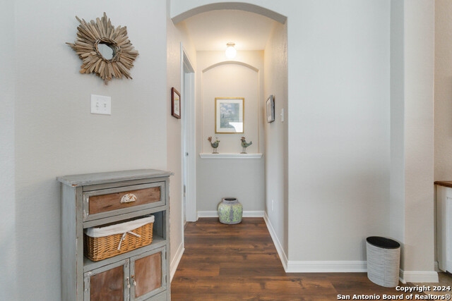 Image 11 of 21 For 7927 Hatchmere Ct