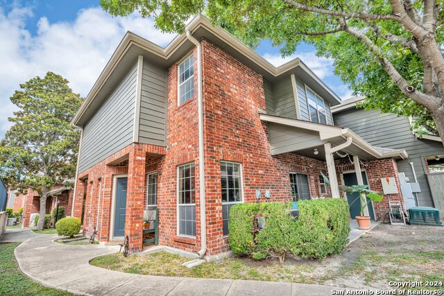 Details for 50 Chapel Hill Circle  50, San Antonio, TX 78240