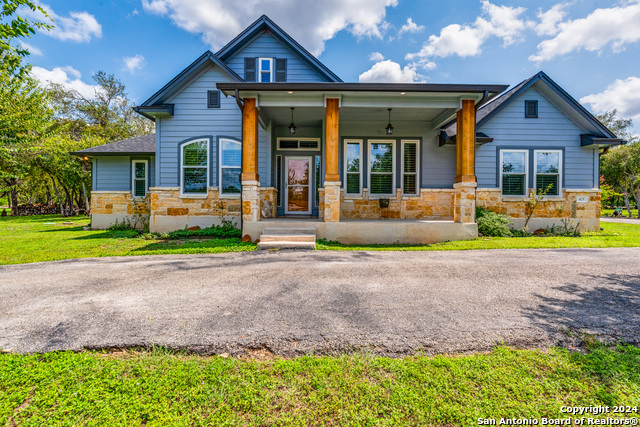 Details for 425 County Road 3830, San Antonio, TX 78253