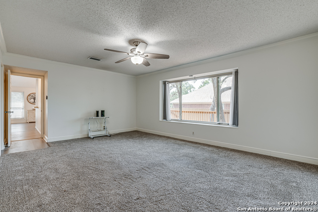 Image 11 of 25 For 26014 Meadowcrest Dr