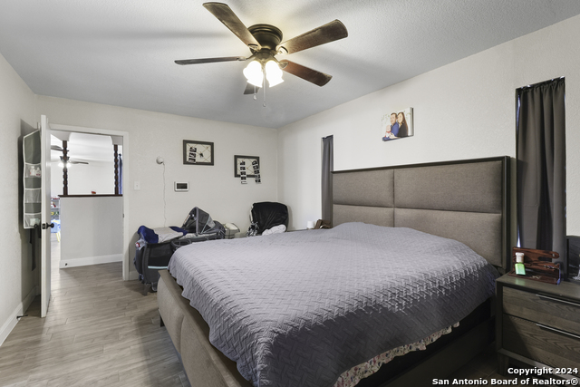 Image 16 of 38 For 401 Bluebonnet Ave