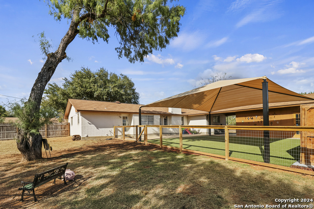 Image 29 of 38 For 401 Bluebonnet Ave