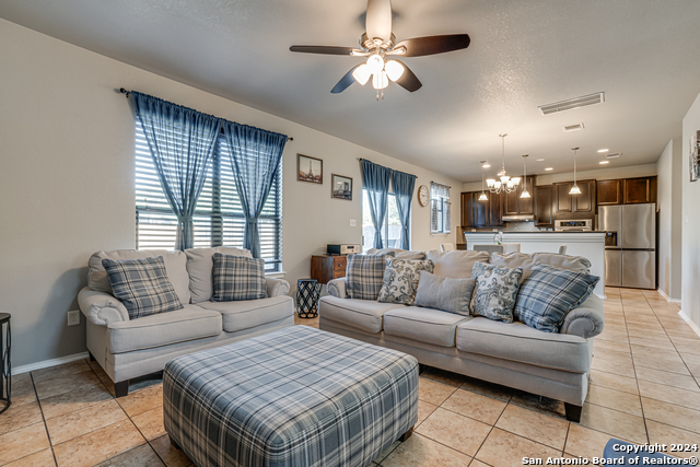 Image 10 of 49 For 20911 Cape Coral