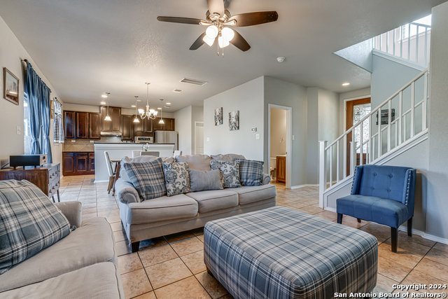 Image 11 of 49 For 20911 Cape Coral