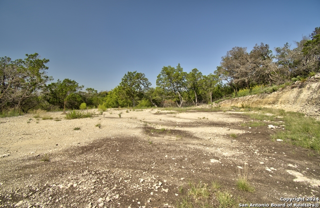 Listing photo id 1 for 107 Deer Hill