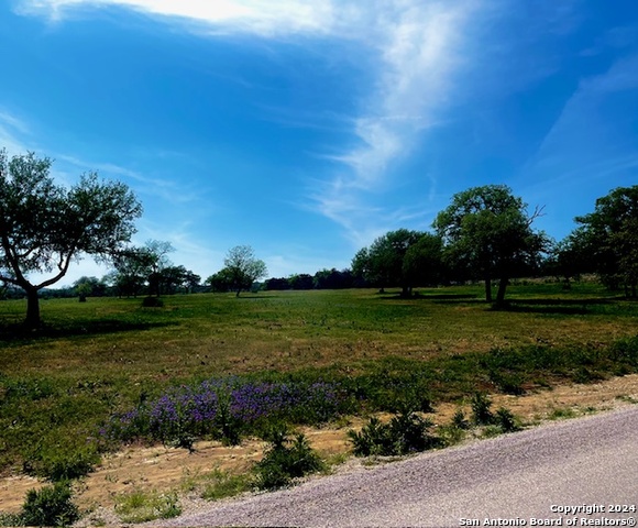 Listing photo id 0 for Lot 47 Creekside At Camp Verde