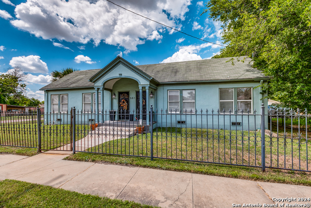 Details for 501 Denver Blvd, San Antonio, TX 78210