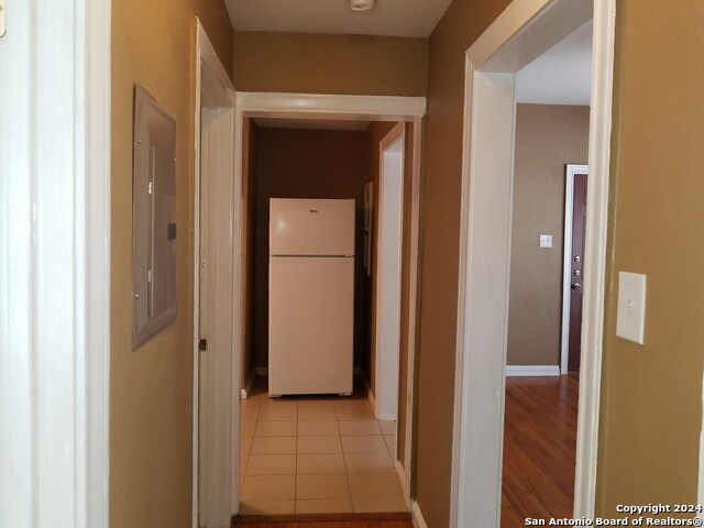 Image 12 of 16 For 1802 Gramercy Pl W 4