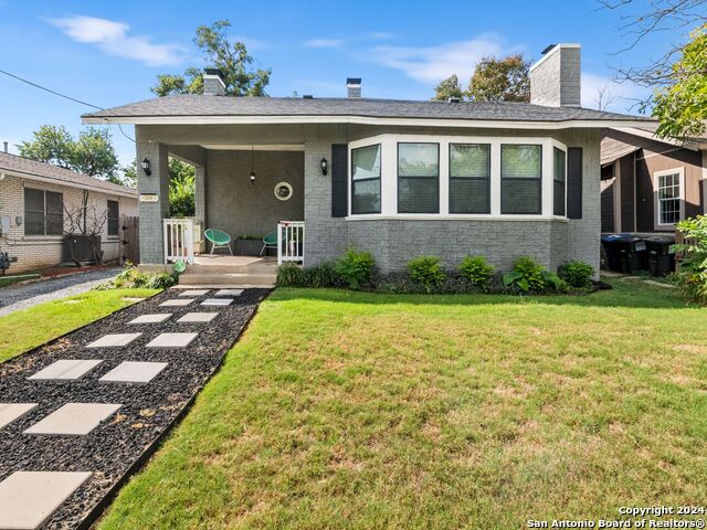 Details for 208 University Ave, San Antonio, TX 78201