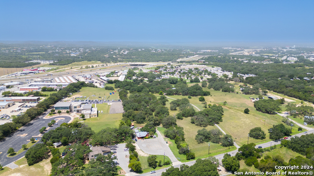 Listing Details for 118 Old San Antonio, Boerne, TX 78006