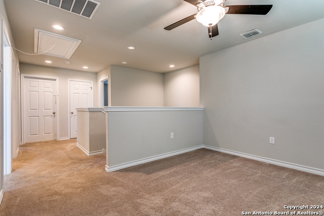 Listing photo id 10 for 10415 Francisco Way