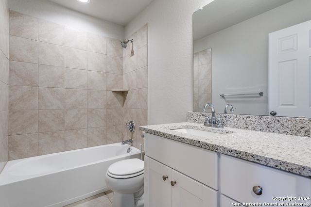 Listing photo id 12 for 10415 Francisco Way