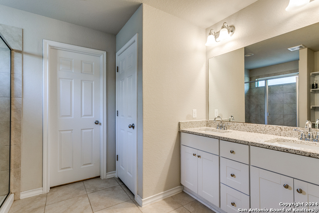 Listing photo id 19 for 10415 Francisco Way