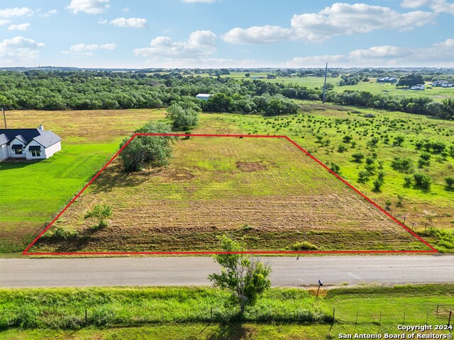 Details for 371 County Road 405, Floresville, TX 78114