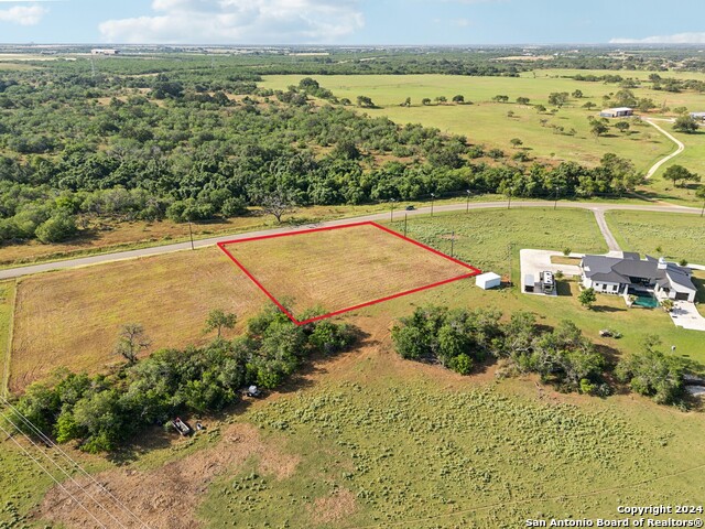 Details for 573 County Road 405, Floresville, TX 78114