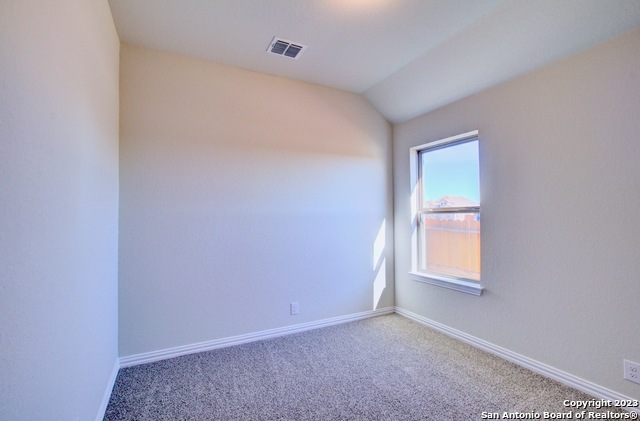 Image 19 of 23 For 1641 Couser Avenue