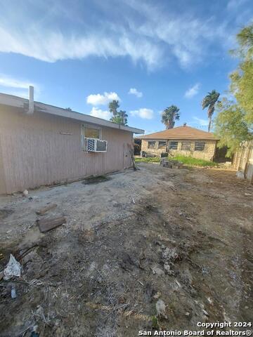 Listing photo id 2 for 117 Sea Side