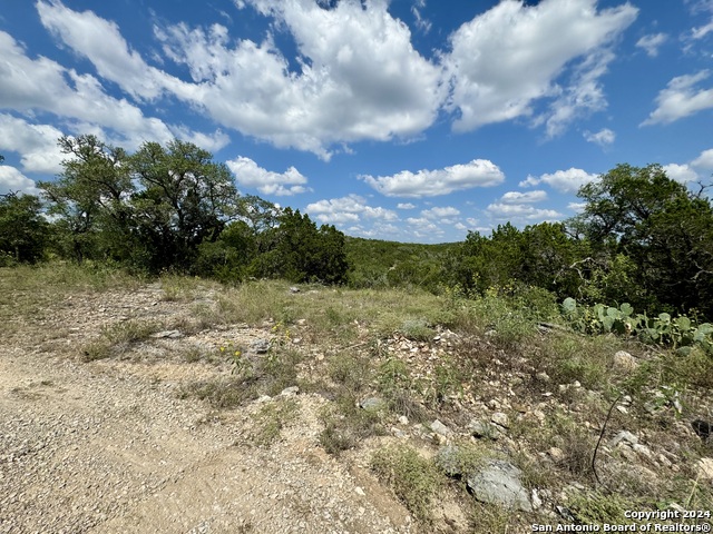 Image 17 of 32 For Lot 10 Pr 2535