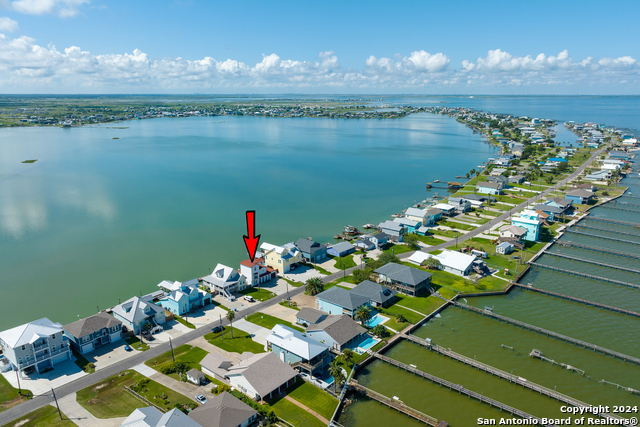 Listing photo id 56 for 93 Copano Ridge