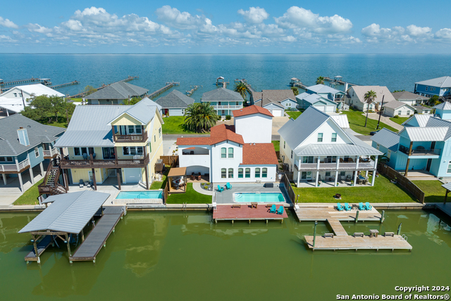 Listing photo id 59 for 93 Copano Ridge