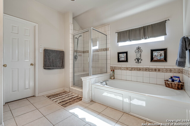 Listing photo id 23 for 3303 Cambria Way